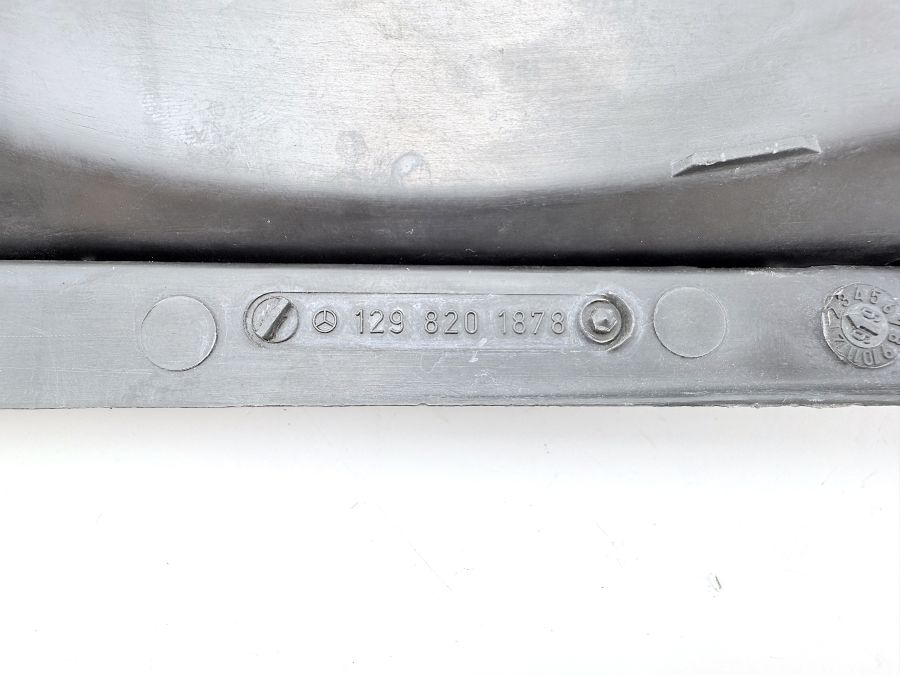 1298201878 1298201212 | Mercedes SL500 | R129 Engine bay wiring cover right side