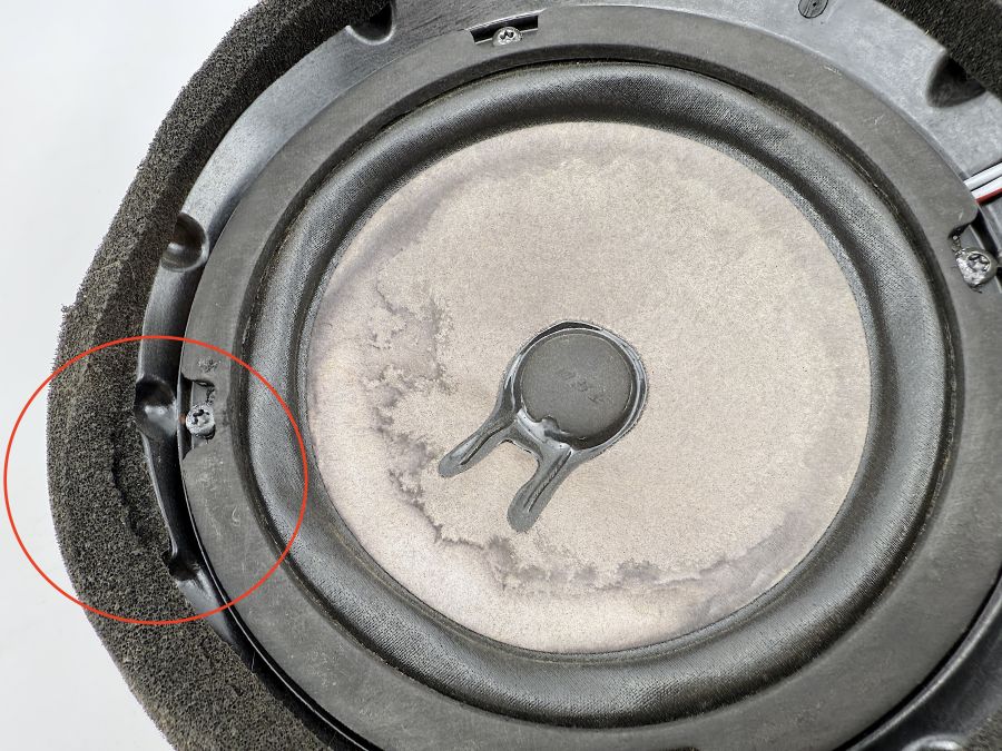 1298201902 | Mercedes SL500 | R129 Left door speaker Bose