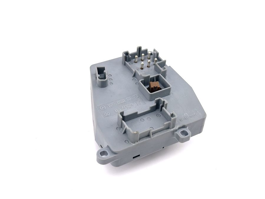 1298202210 | Mercedes SL500 | R129 Right seat control switch buttons