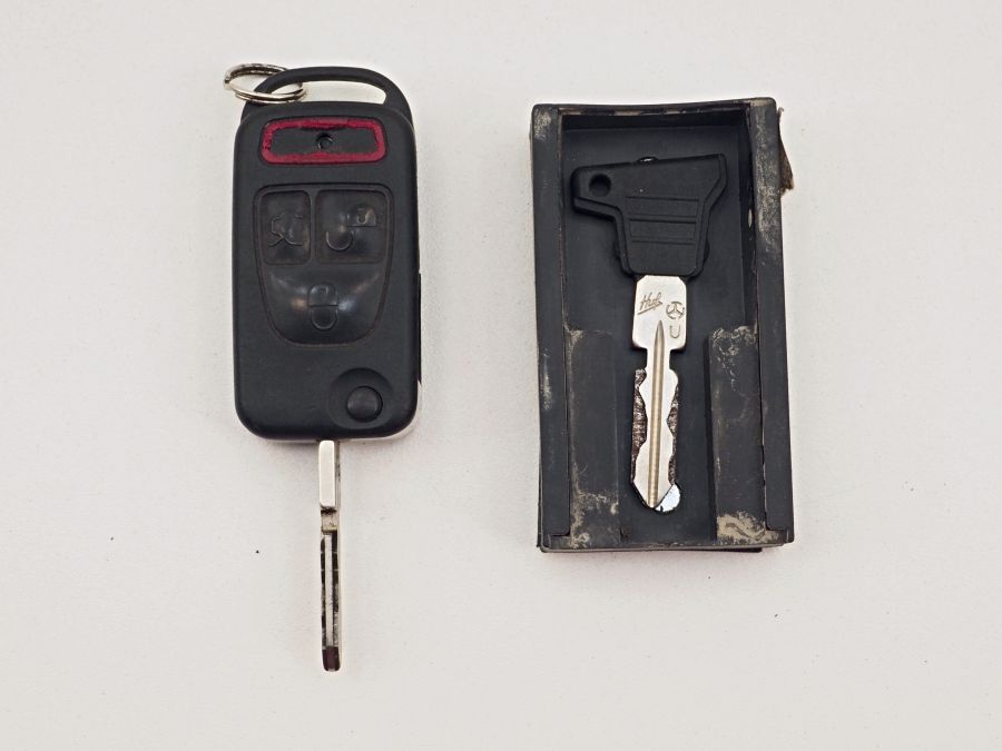 1298204126 1298203726 267102334 | Mercedes SL500 | R129 Steering ignition trunk door lock key set