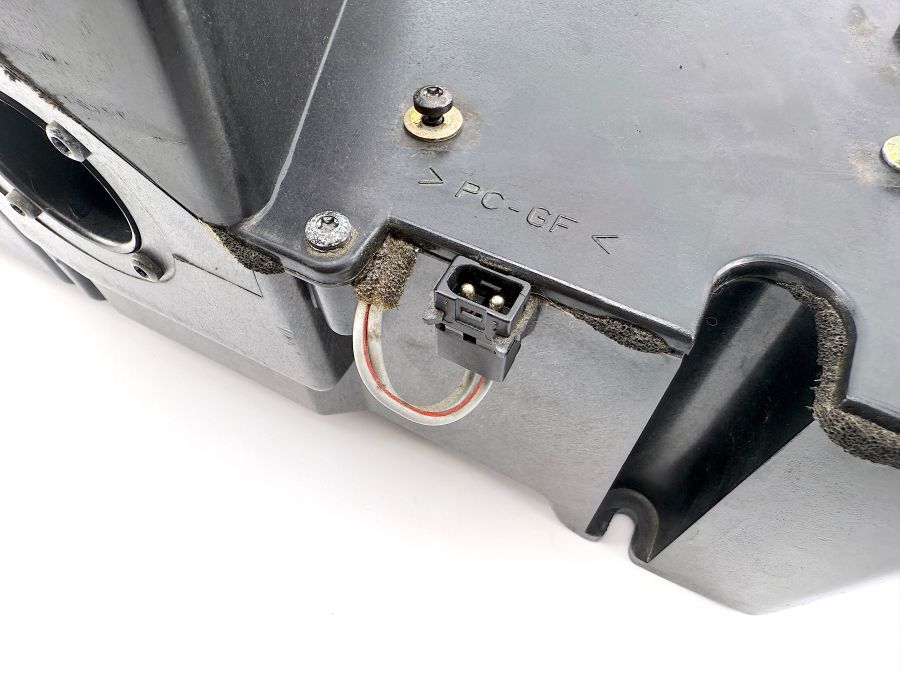 1298205502 | Mercedes SL55 | R230 Rear sub woofer bose speaker