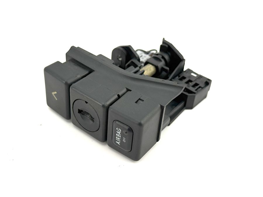 1298206710 1296801084 | Mercedes SL500 | R129 Glovebox button