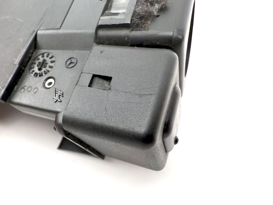 1298206710 1296801984 1296801084 | Mercedes SL500 | R129 Glovebox button