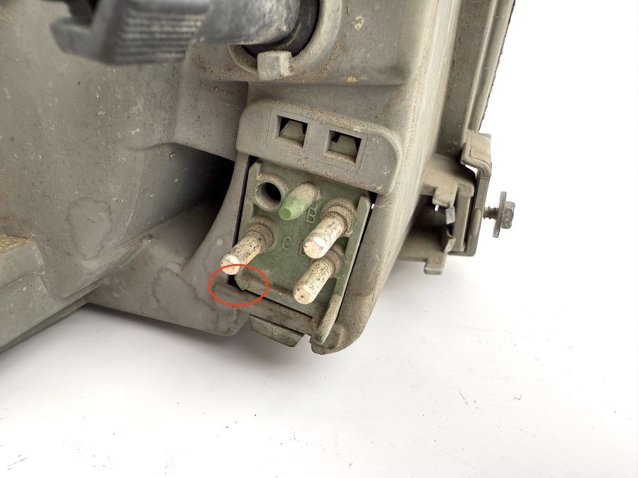 1298206861 1305540187 | Mercedes SL500 | R129 Right Headlight USA Market
