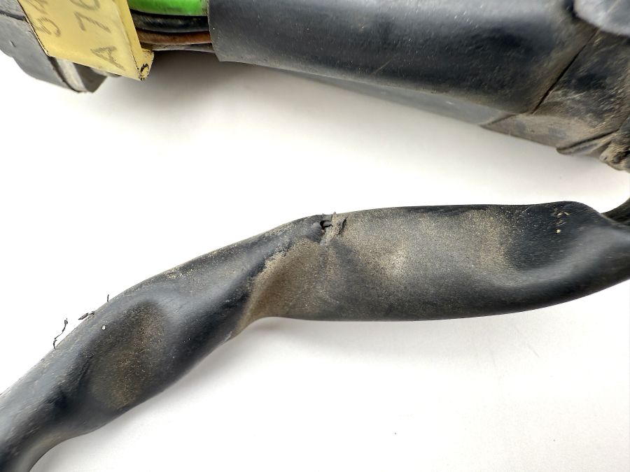 1298207542 0130821328 | Mercedes SL500 | R129 Left window electric motor 1298207542 0130821328 | Mercedes SL500 | R129 Left window electric motor