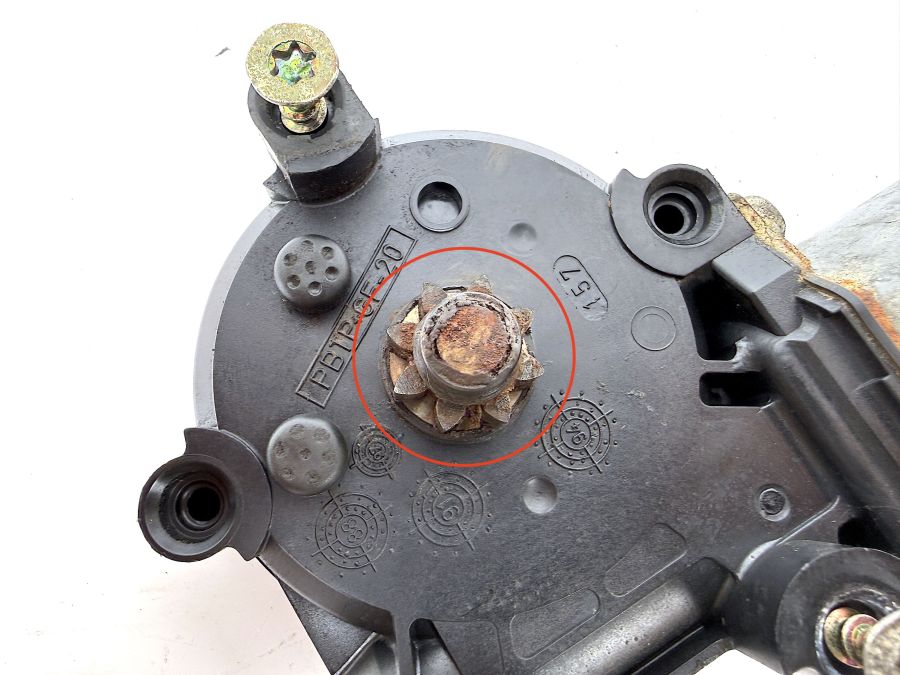 1298207542 0130821328 | Mercedes SL500 | R129 Left window electric motor