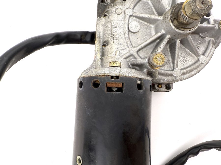 1298208142 0390241433 | Mercedes SL500 | R129 Windshield wiper motor 1298208142 0390241433 | Mercedes SL500 | R129 Windshield wiper motor