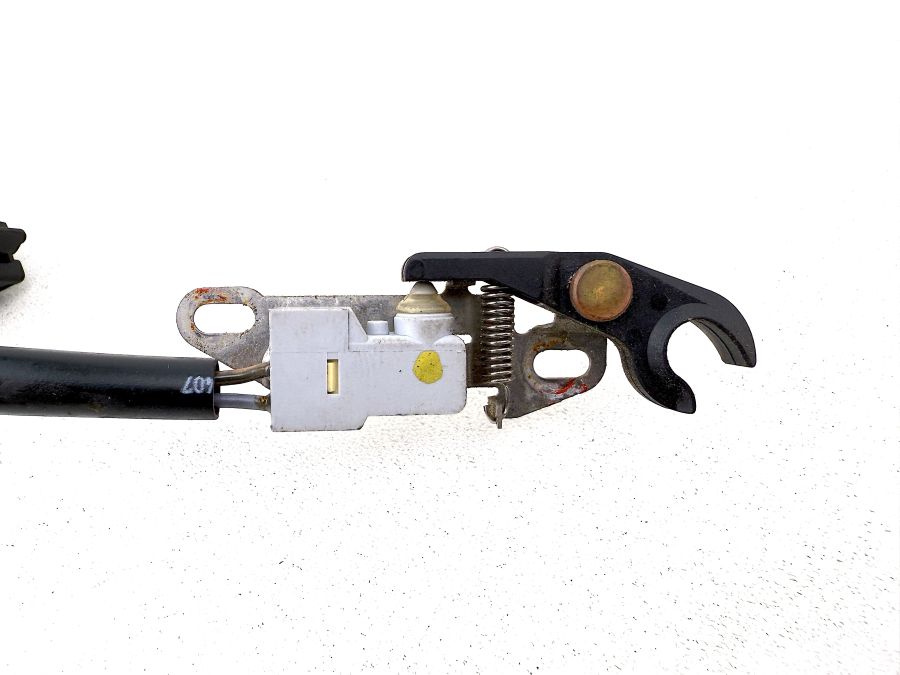 1298211851 | Mercedes SL500 | R129 Rear right convertible roof lock switch