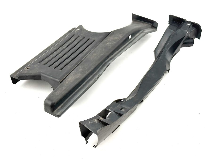 1298212538 1298201978 1298201112 | Mercedes 300SL-24 | R129 Engine bay electrical wiring cover left side