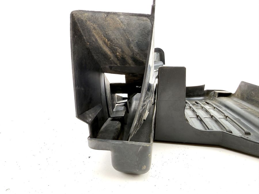 1298212538 1298201978 1298201112 | Mercedes 300SL-24 | R129 Engine bay electrical wiring cover left side