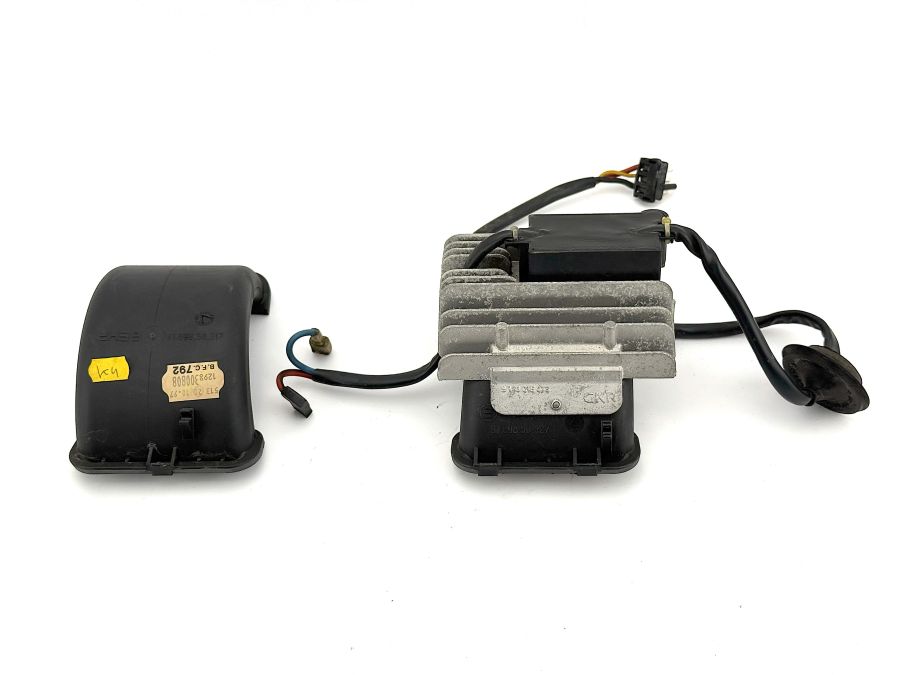 1298213351 1298209410 1298350209 | Mercedes SL500 | R129 AC Heater Blower Motor Regulator