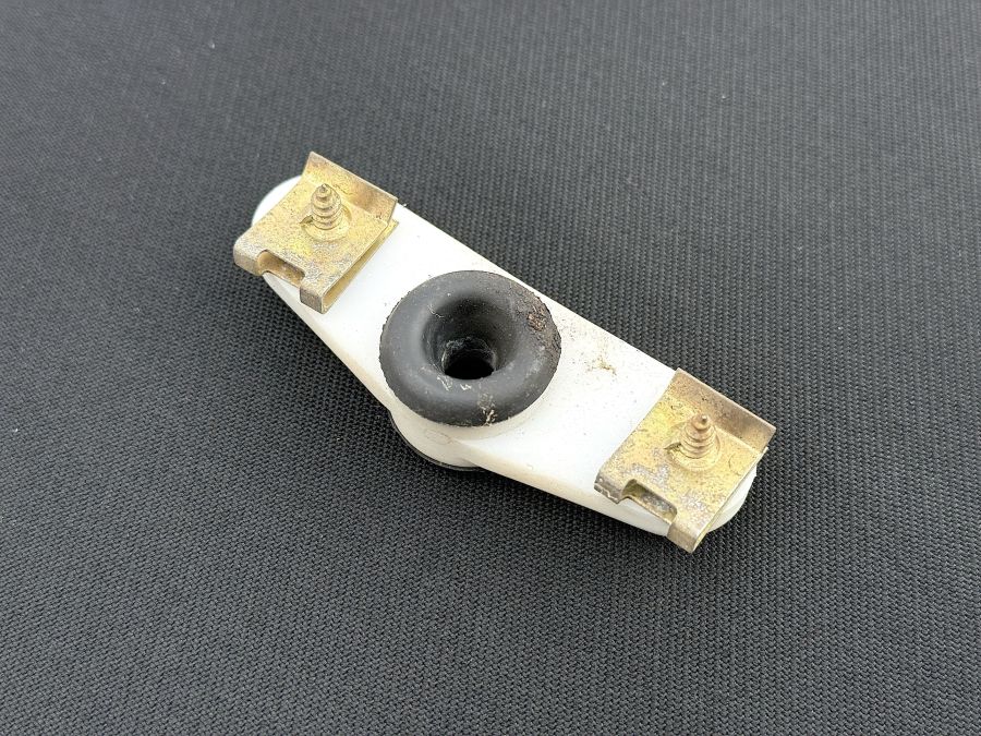 1298240014 | Mercedes 300SL-24 | R129 Windshield wiper gear mounting