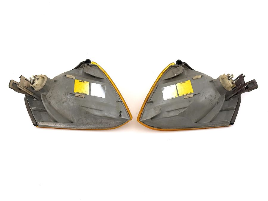 1298260243 1298260343 | Mercedes 300SL-24 | R129 Front left turn light