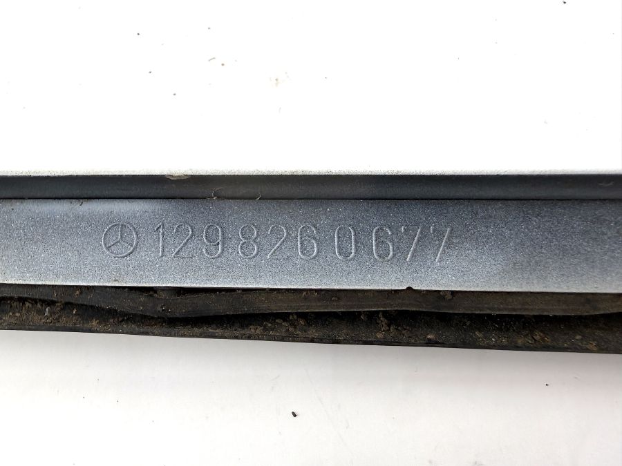 1298260677 1298260877 | Mercedes 300SL-24 | R129 Front right headlight lamp trim
