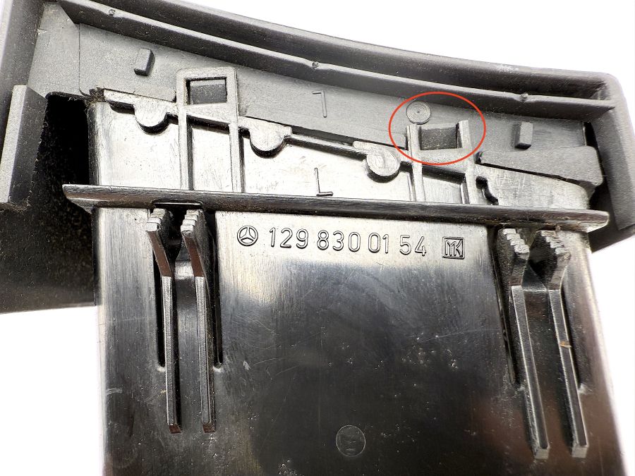 1298300154 | Mercedes SL500 | R129 Air vent grill dash - Left 1298300154 | Mercedes SL500 | R129 Air vent grill dash - Left