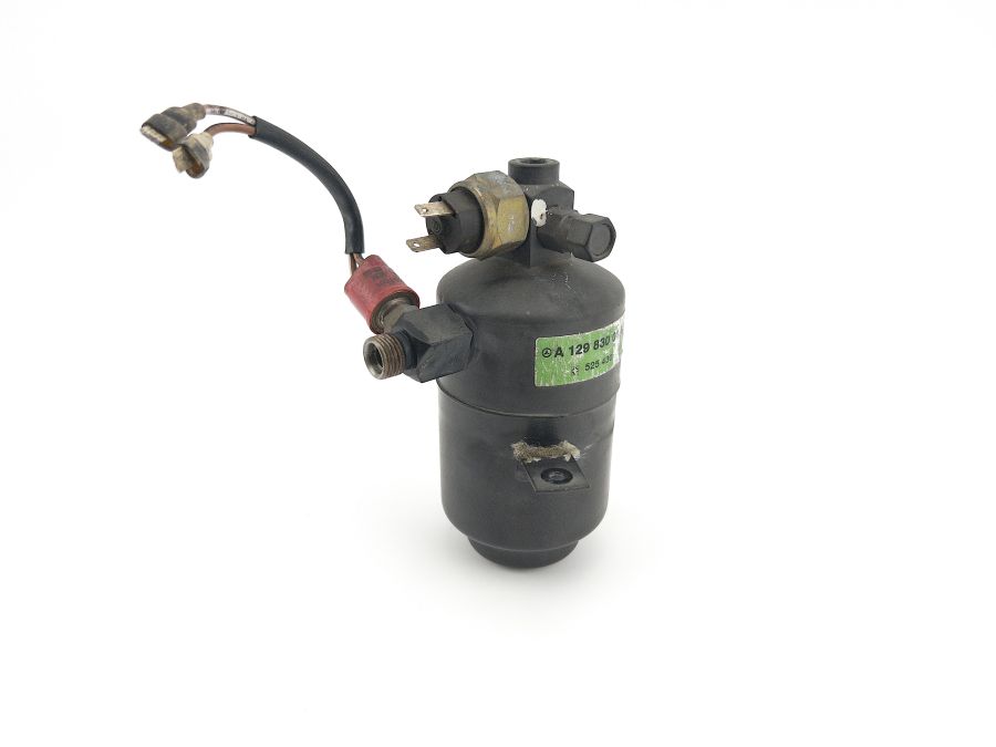 1298300183 | Mercedes SL500 | R129 A/C Refrigerant line reservoir