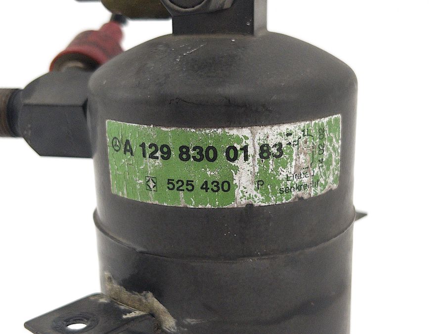 1298300183 | Mercedes SL500 | R129 A/C Refrigerant line reservoir