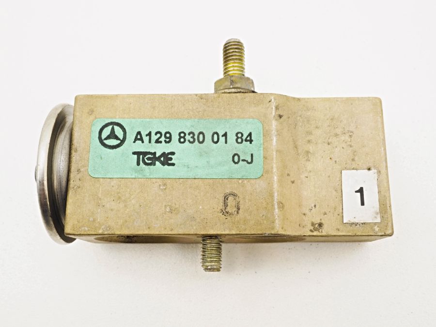 1298300184 | Mercedes SL500 | R129 A/C pressure expansion valve