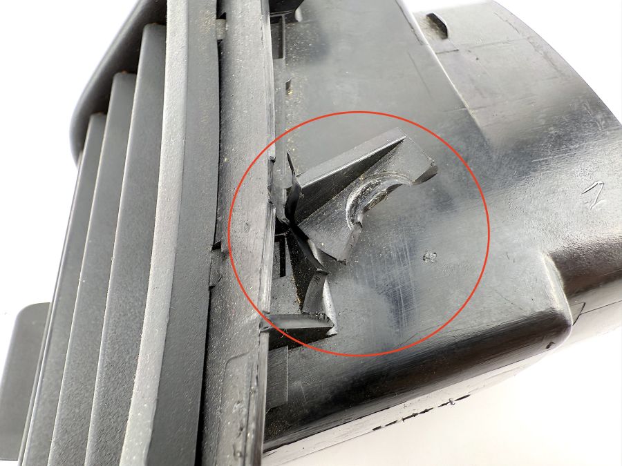 1298300254 | Mercedes SL500 | R129 Air vent grill dash - Right