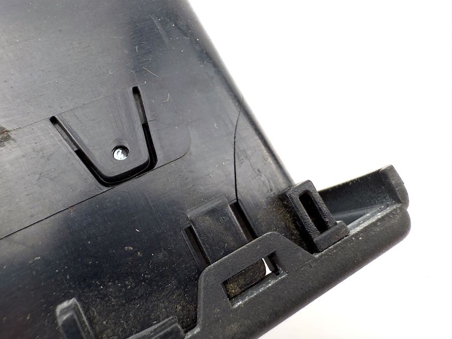 1298300654 | Mercedes SL500 | R129 Center air dash vent grill 1298300654 | Mercedes SL500 | R129 Center air dash vent grill