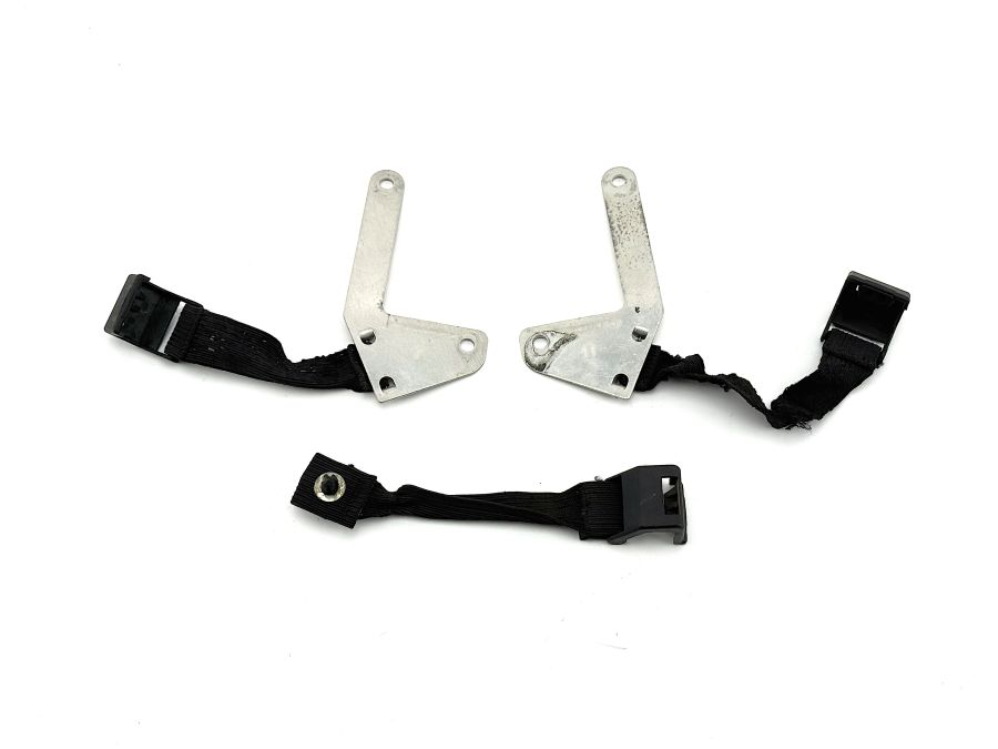 1298600110 1298600210 | Mercedes SL500 | R129 Wind deflector holders