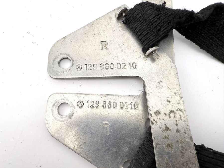 1298600110 1298600210 | Mercedes SL500 | R129 Wind deflector holders