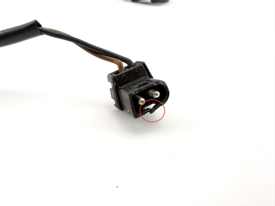 1298600247 | Mercedes 300SL-24 | R129 Wiper washer spray nozzle right