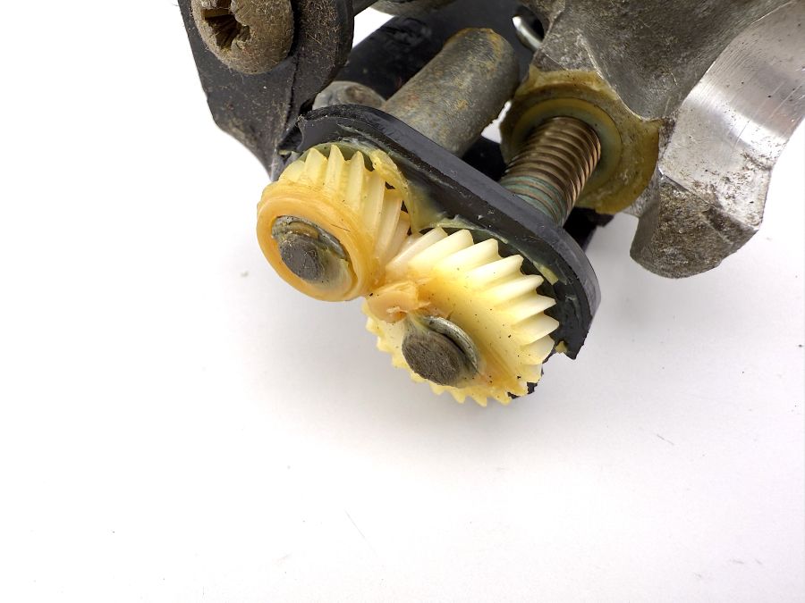 1298600388 | Mercedes SL500 | R129 Left side seat headrest adjust mechanism 1298600388 | Mercedes SL500 | R129 Left side seat headrest adjust mechanism