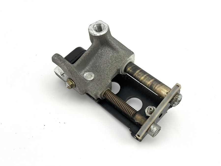 1298600388 | Mercedes SL500 | R129 Left side seat headrest adjust mechanism