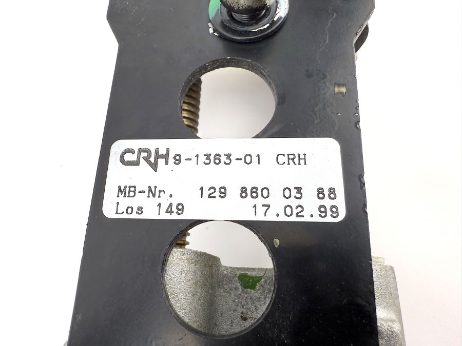 1298600388 | Mercedes SL500 | R129 Left side seat headrest adjust mechanism