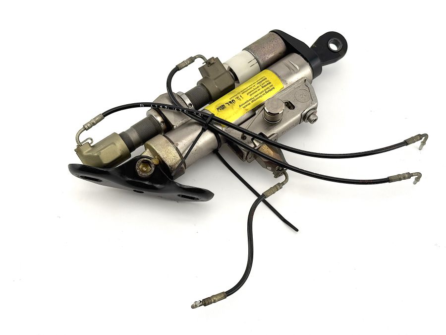 1298600435 1298003583 1298003483 | Mercedes SL500 | R129 Roll bar hydraulic cylinder right side 1298600435 1298003583 1298003483 | Mercedes SL500 | R129 Roll bar hydraulic cylinder right side