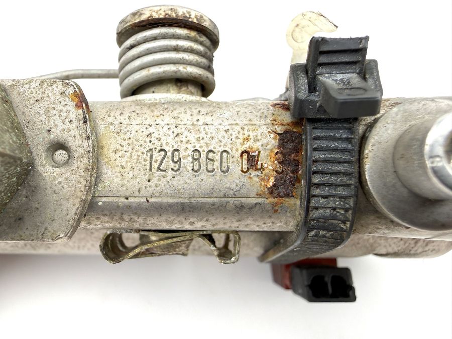 1298600435 | Mercedes 300SL-24 | R129 Roll bar hydraulic cylinder right side