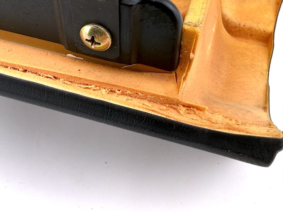 1298601130 1298601630 1298601830 | Mercedes SL500 | R129 Dashboard panel right side cover 1298601130 1298601630 1298601830 | Mercedes SL500 | R129 Dashboard panel right side cover