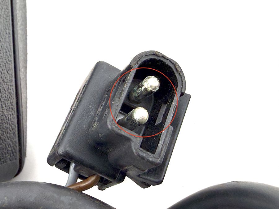 1298601569 | Mercedes 300SL-24 | R129 Seat belt lock left seat