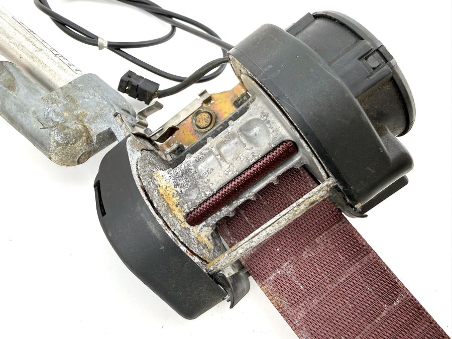 1298601985 1298600332 | Mercedes 300SL-24 | R129 Seat belt mechanism left side