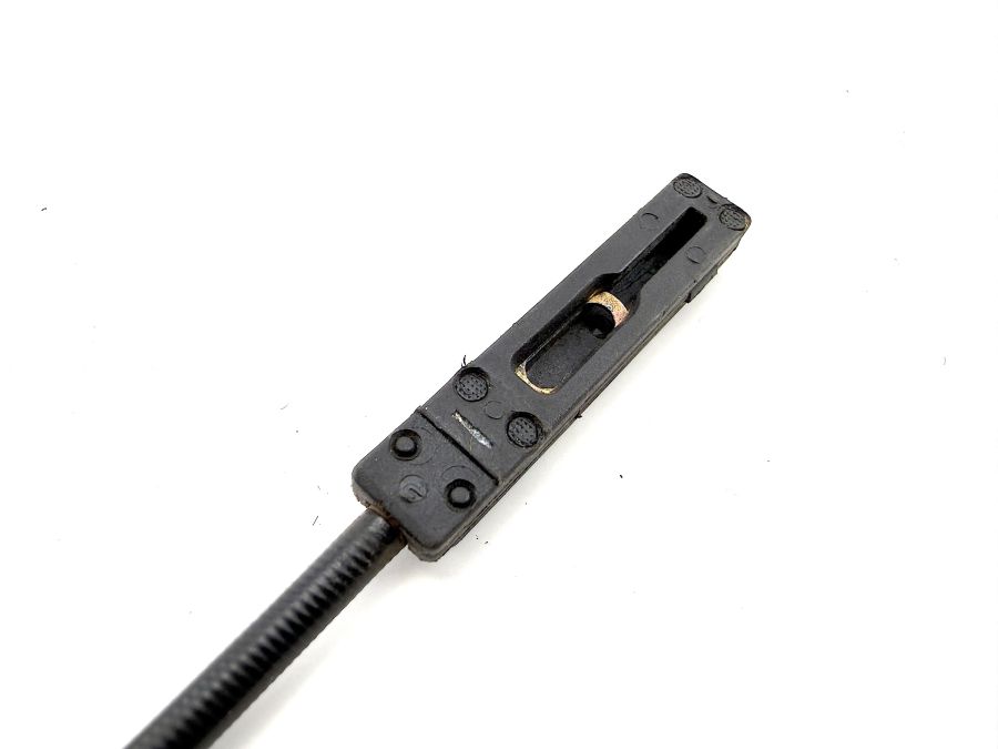 1298601985 1298600332 | Mercedes 300SL-24 | R129 Seat belt mechanism left side