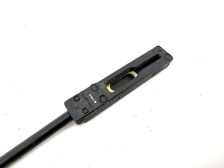 1298602285 1298600385 | Mercedes 300SL-24 | R129 Seat belt mechanism right side