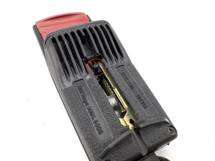 1298602669 1298203415 | Mercedes SL500 | R129 Seat belt lock right seat