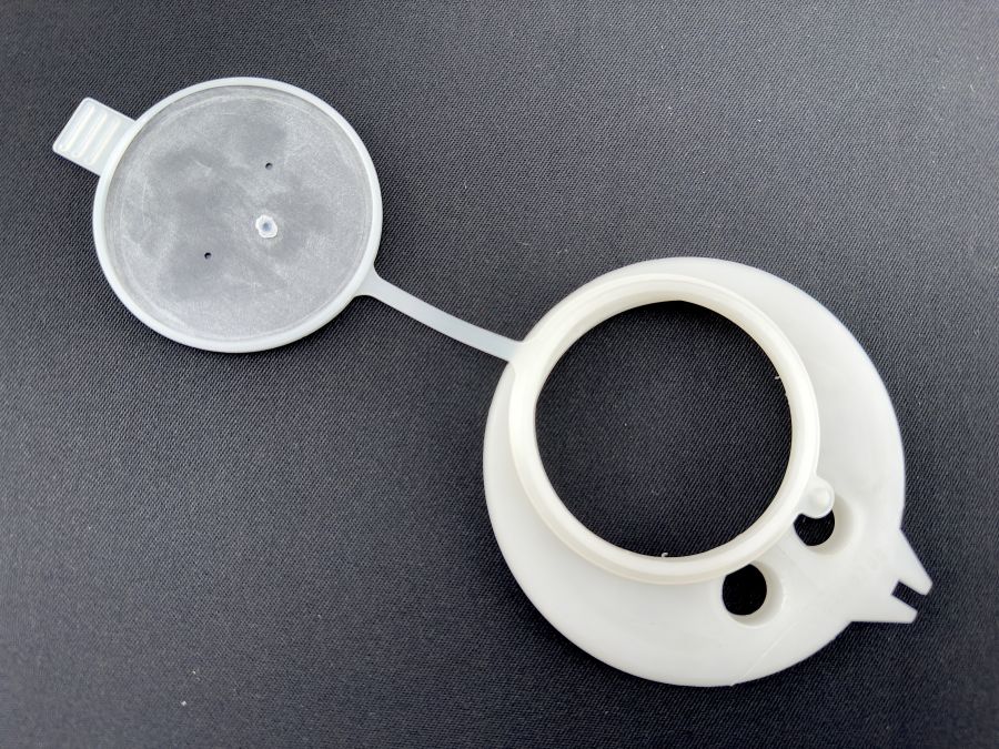 1298690208 2028609369 1248690072 | Mercedes SL-Class | R129 Washer fluid tank upper cover 1298690208 2028609369 1248690072 | Mercedes SL-Class | R129 Washer fluid tank upper cover