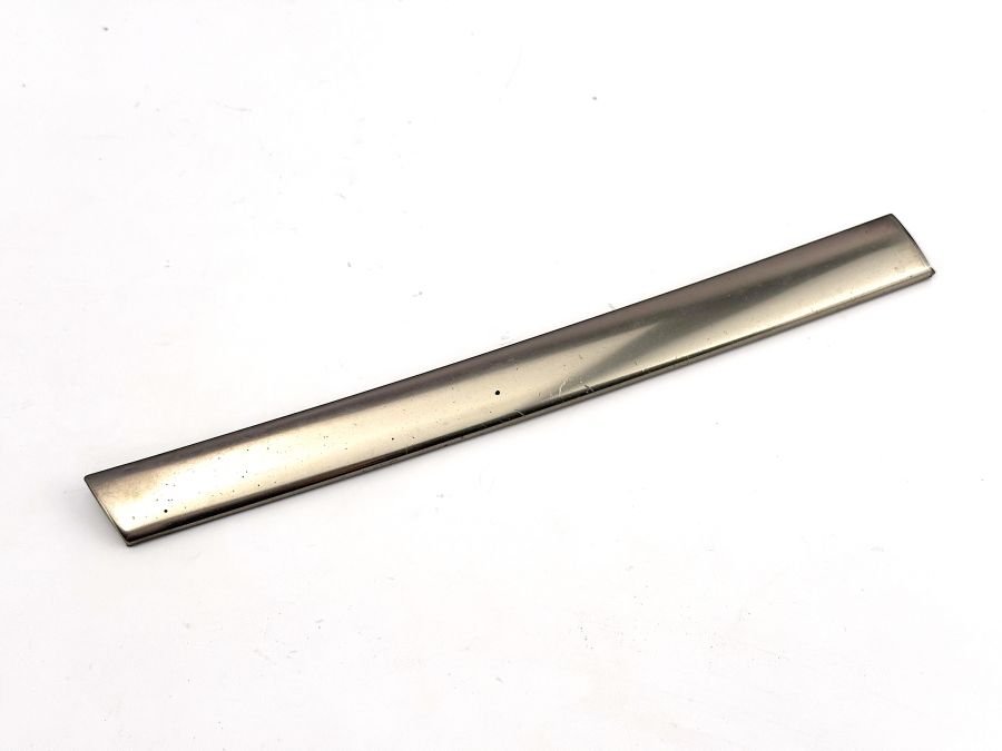 1298800085 | Mercedes SL500 | R129 Front grill right side fourth trim strip 1298800085 | Mercedes SL500 | R129 Front grill right side fourth trim strip