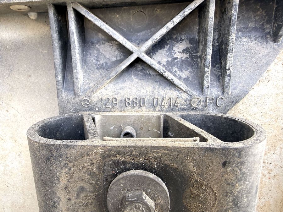 1298800670 1298800570 | Mercedes 300SL-24 | R129 Front bumper