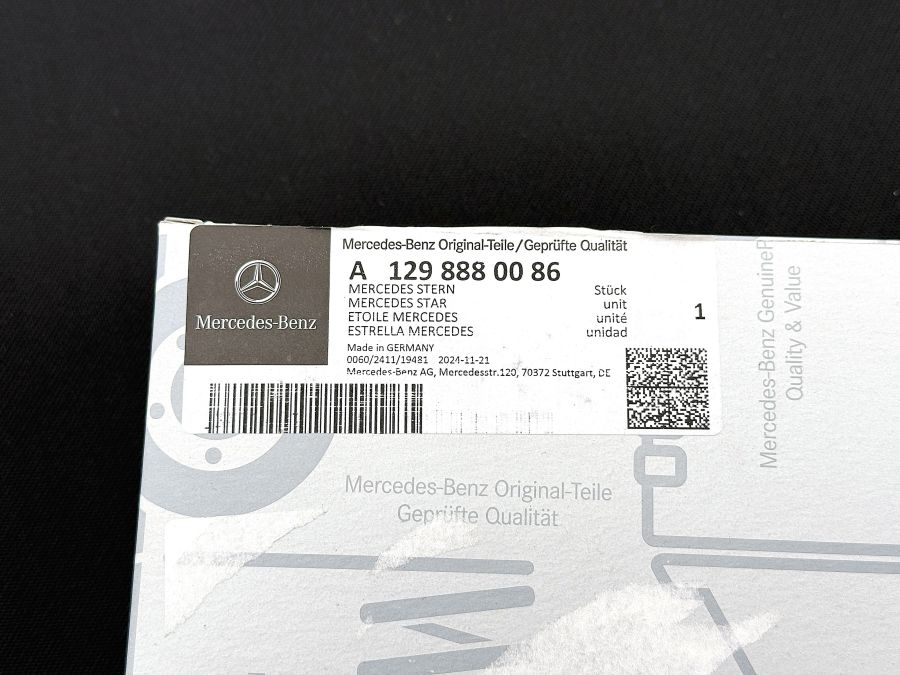 1298880086 | Mercedes SL-Class | R129 Front grill chrome emblem