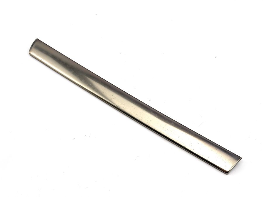 1298880138 | Mercedes SL500 | R129 Front grill trim strip