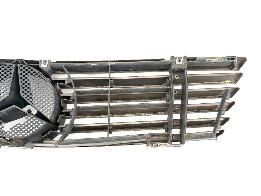 1298880260 1298800285 | Mercedes SL500 | R129 Front grille