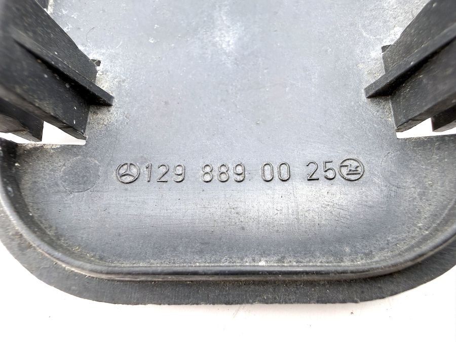 1298890025 1298890325 1298890425 | Mercedes 300SL-24 | R129 Plastic covers for nozzle under bonnet