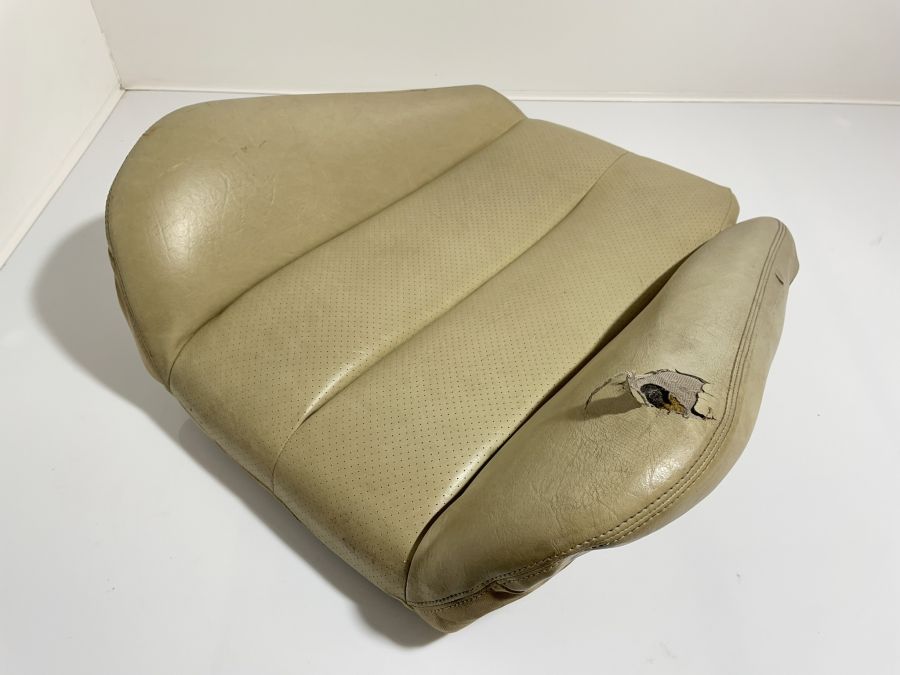 1299100116 1299100347 | Mercedes 500SL | R129 Left seat upper seat cushion