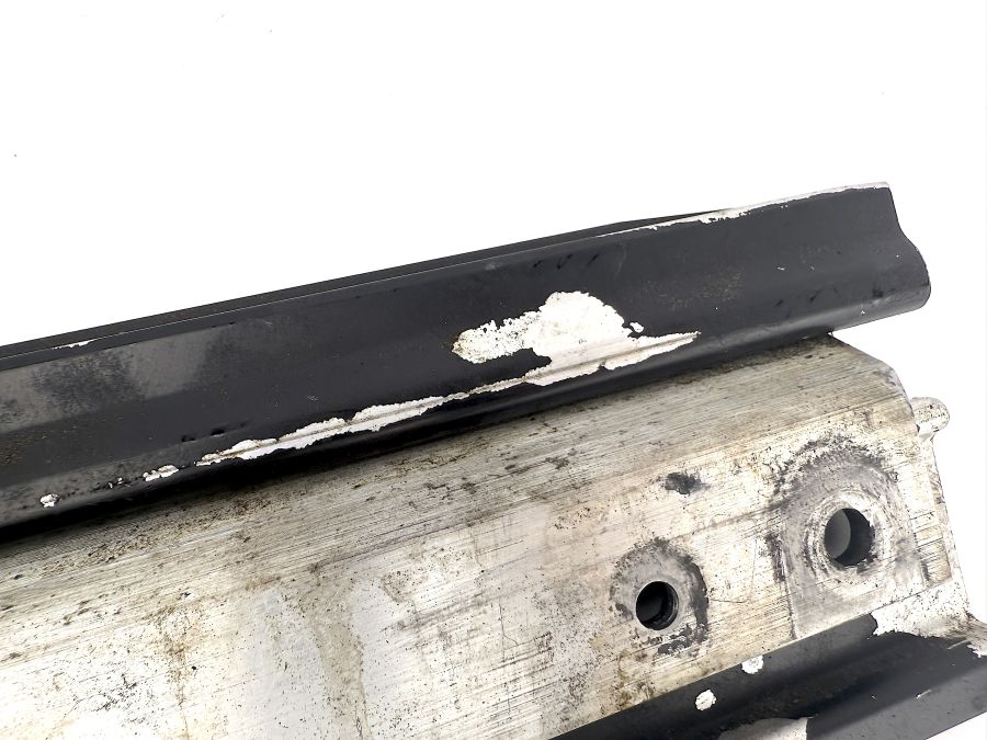 1299100189 1299100389 | Mercedes 500SL | R129 Left seat lower frame rails