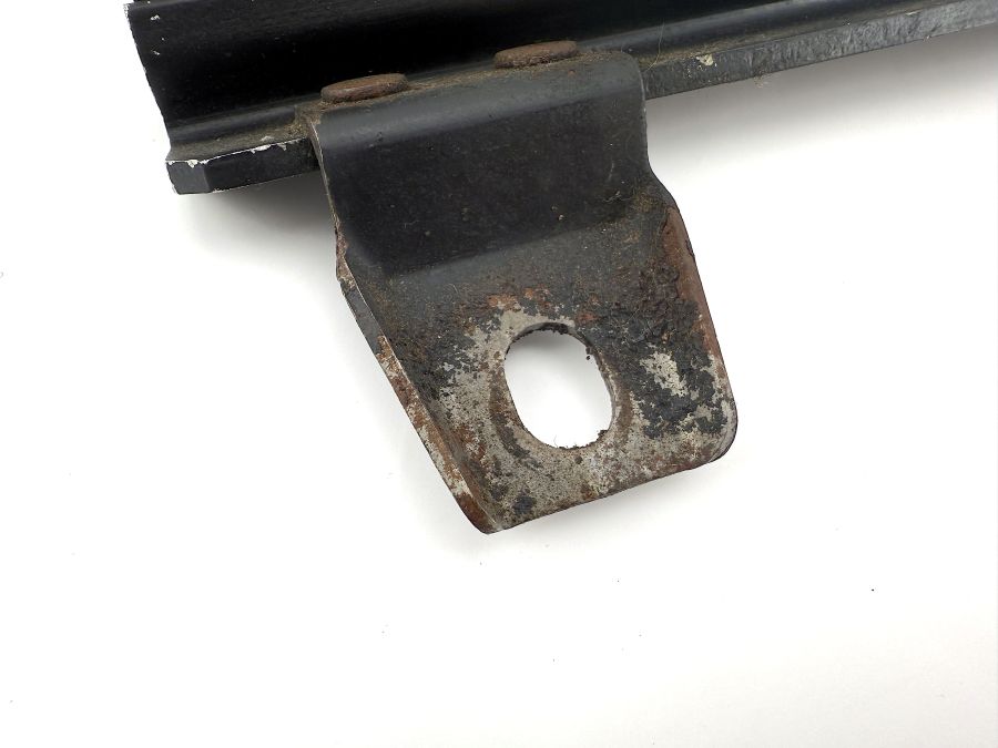 1299100189 1299100389 | Mercedes 500SL | R129 Left seat lower frame rails