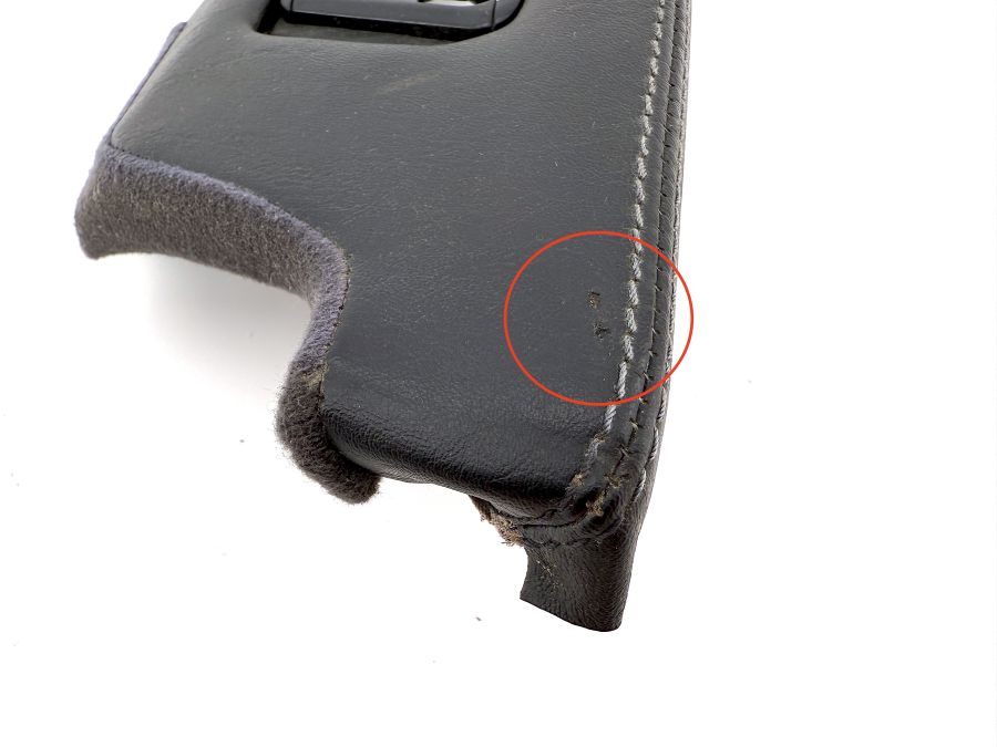 1299100539 1299110122 1299101139 | Mercedes SL500 | R129 Left seat belt upper cover 1299100539 1299110122 1299101139 | Mercedes SL500 | R129 Left seat belt upper cover