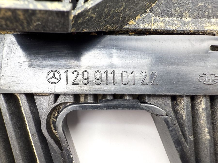 1299100539 1299110122 1299101139 | Mercedes SL500 | R129 Left seat belt upper cover 1299100539 1299110122 1299101139 | Mercedes SL500 | R129 Left seat belt upper cover